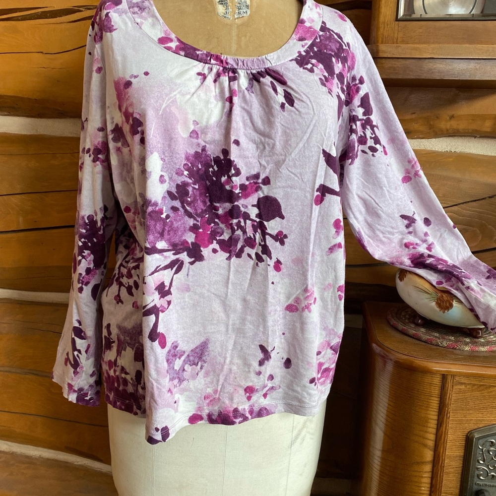 St John's Bay blouse Women's XL Tshirt purple floral 100% cotton lightweight EUC